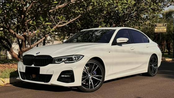 BMW 320i 2.0 16V TURBO GASOLINA M SPORT AUTOMÁTICO